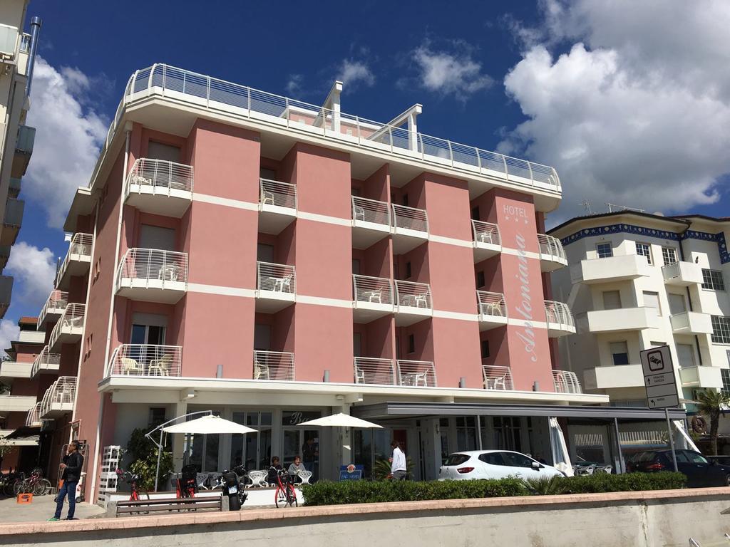 Hotel Antoniana Caorle Ngoại thất bức ảnh