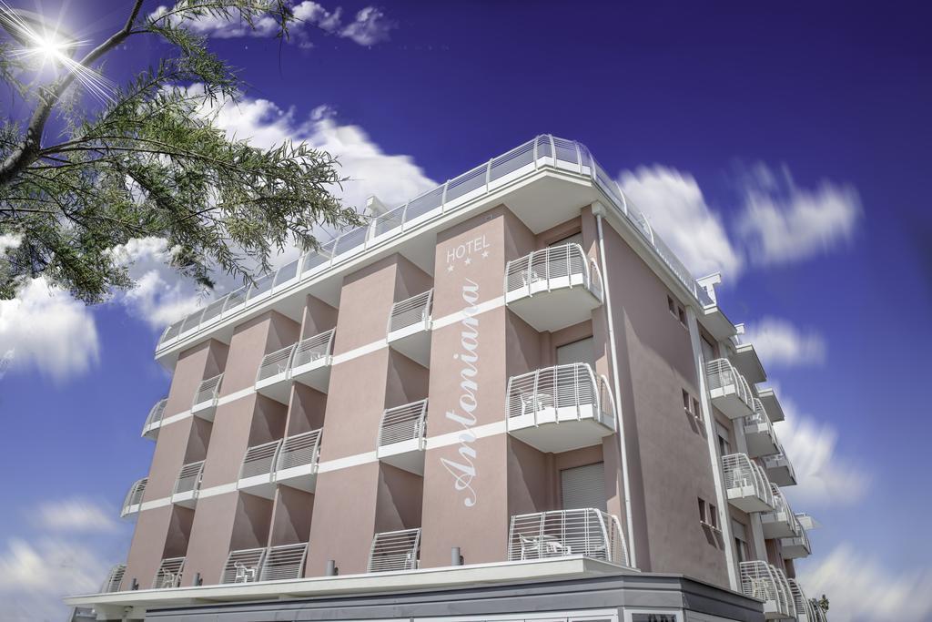 Hotel Antoniana Caorle Ngoại thất bức ảnh